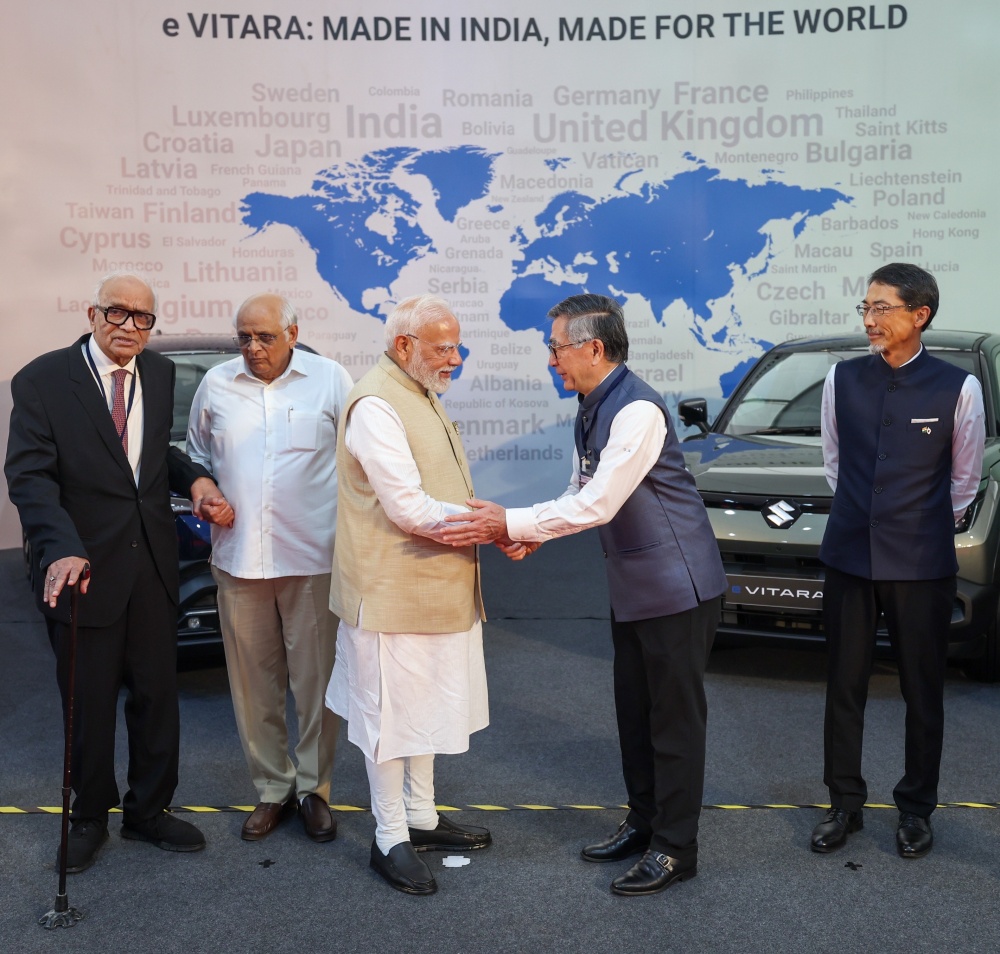Peresmian produksi Suzuki e Vitara dihadiri oleh PM India, Narendra Modi. 