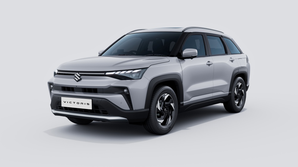 Suzuki Victoris mulai dipasarkan Oltober 2025. 