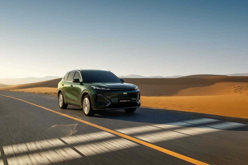 harga Geely Starray EM-i PHEV 2025 Rp 400 jutaan 