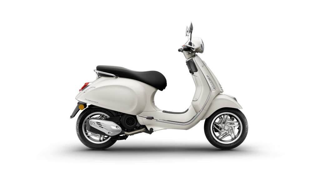 Vespa Primavera dan Sprint terbaru.